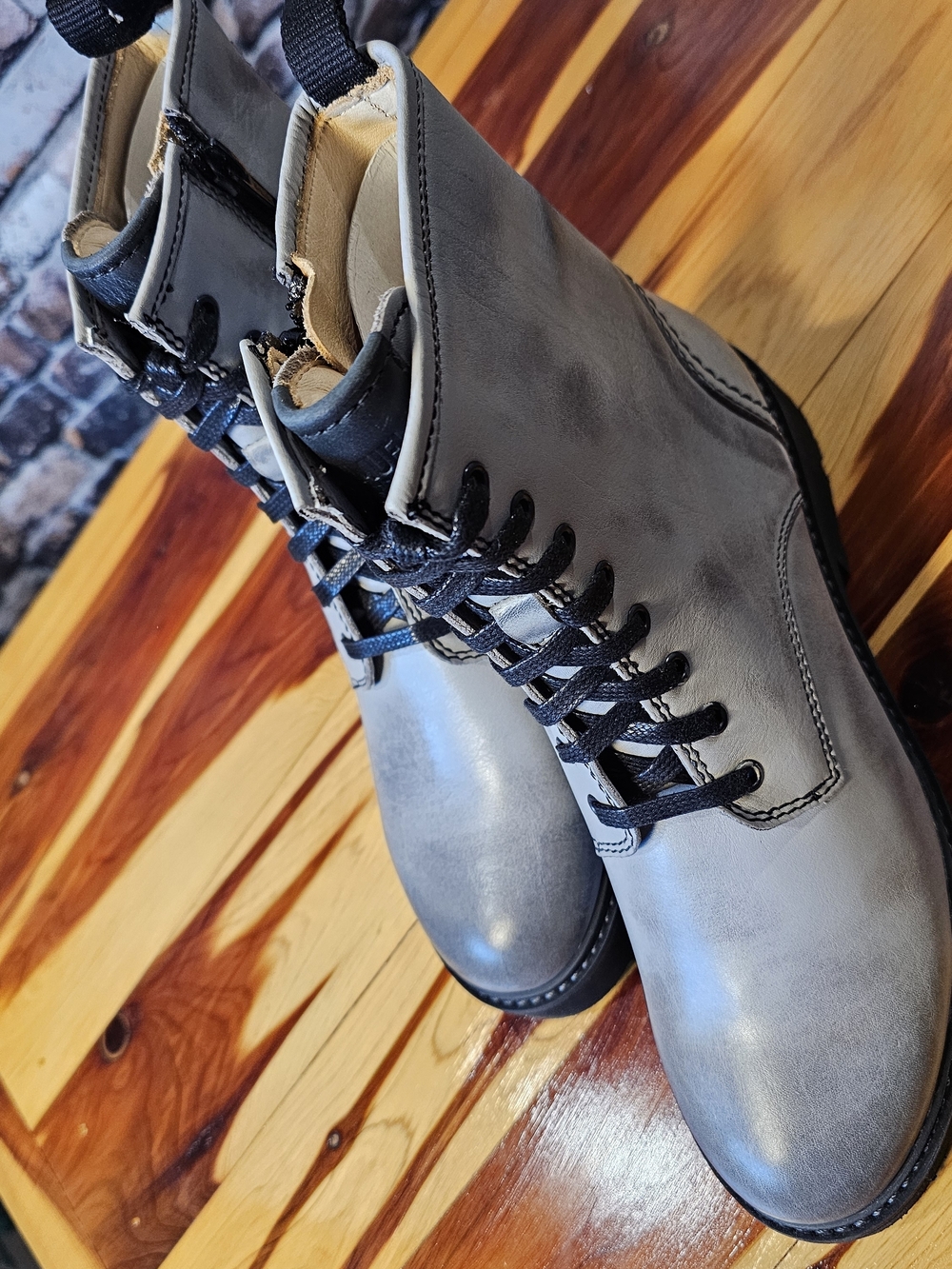 Samuel Hubbard Lombard Gray Leather Combat Boots Women’s 7.5 Lug Sole Zip NWT